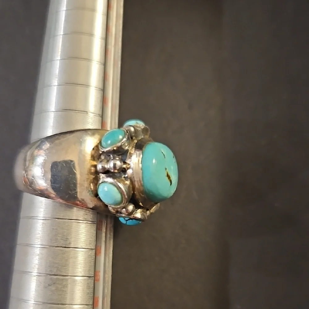 Silver Turquoise Ring - Picture 5 of 5
